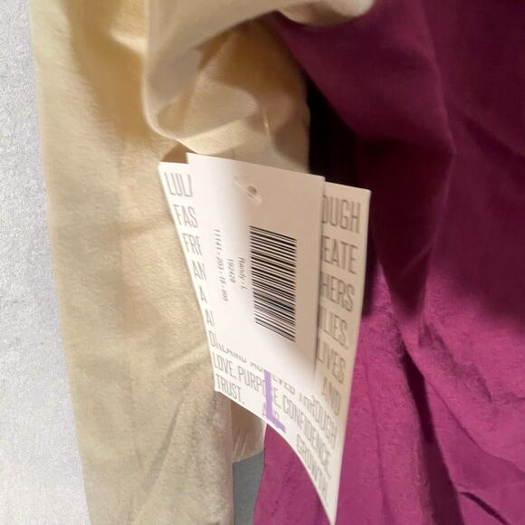 Lularoe Women's Randy Baseball Raglan Maroon And Cream Size 2-Large-NWT - Picture 2 of 9